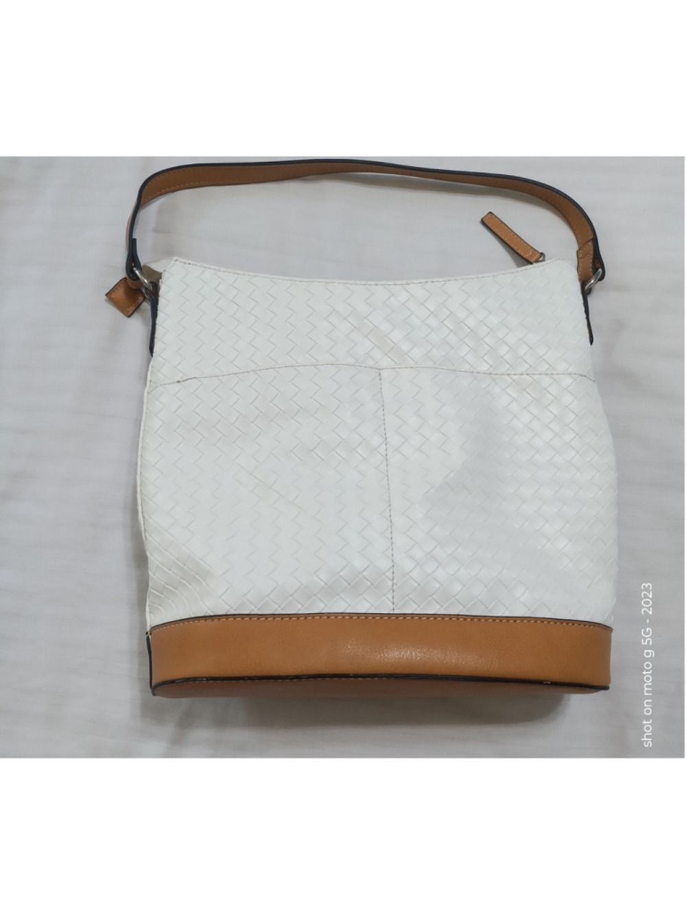 Nautica White Blue Tan Satchel Tote Bag - Picture 3 of 10